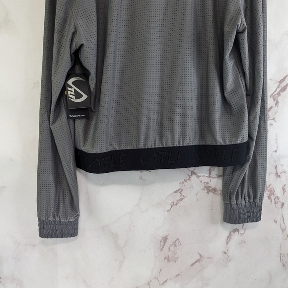 TLF Apparel Jacket Womens Medium Maddox Gray Half Zip Jacket Crop Athletic - Picture 9 of 13